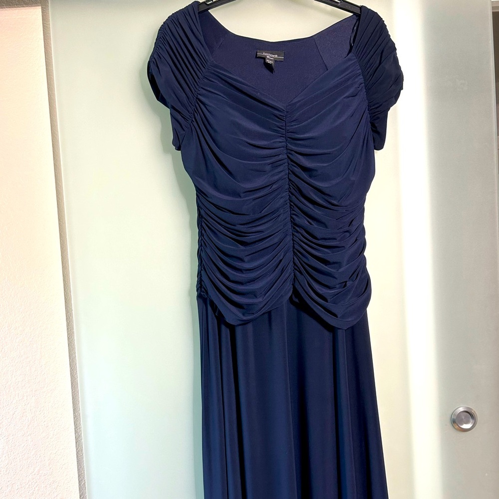 R & M Richards Dark Blue Stretch Dress. Size 18W